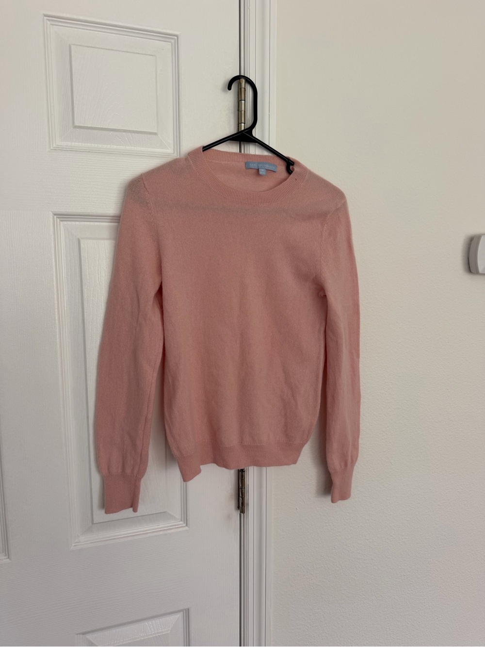 Antonio Melani 100% Cashmere Crewneck Sweater Light Pink M